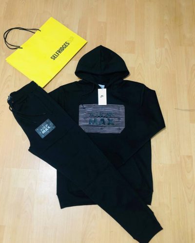 Nike Tracksuit with Pullover Hoodie in black Color