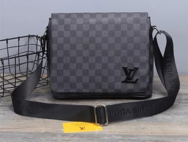 Man Large Over The Shoulder Bags Man Large Over The Shoulder Bags