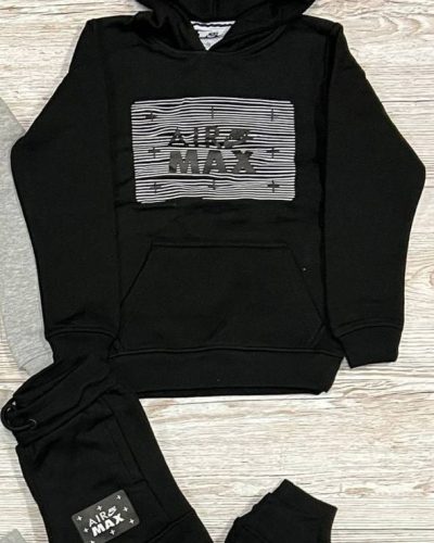 Kid’s Nike Tracksuit in black Color