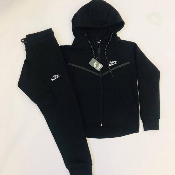 Kid’s Nike Tech Tracksuit in black Color