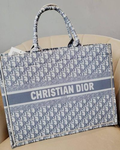 Christian Dior-Inspired Oblique Embroidered Tote Bag – Ecru Blue Replica Designer Handbag for Women A+ Quality Grey Color