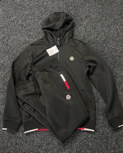 Moncler Men Women Rep Full Tracksuits Hoodie in green color