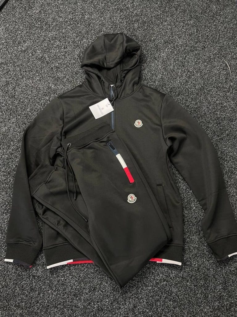 Moncler Men Women Rep Full Tracksuits Hoodie in green color