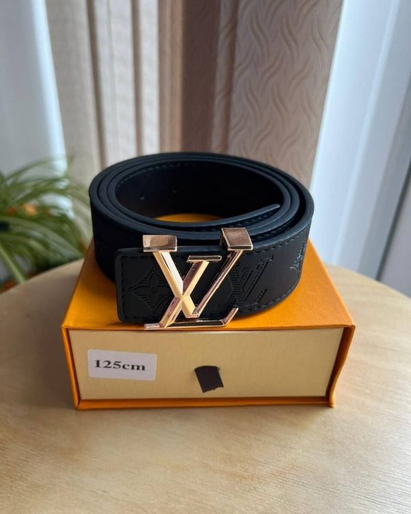 Men's/Women's Replica Louis Vuitton Logo Buckle Belt