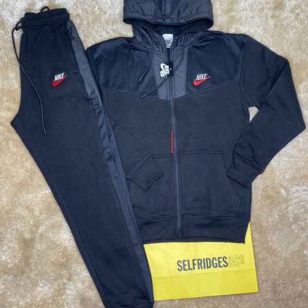 Nike Tech Fleece Tracksuit in black color