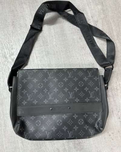 Eclipse Canvas Messenger Bag