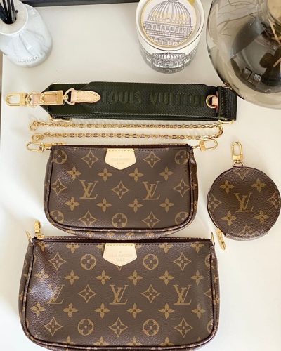 Model Wearing 3-in-1 Crossbody Trio Bag Over the Shoulder – Lifestyle Demonstration Model Wearing 3-in-1 Crossbody Trio Bag Over the Shoulder – Lifestyle Demonstration