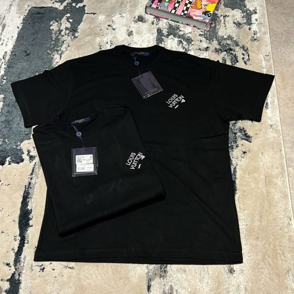 Louis Vuitton Printed Mens Womens T-shirt in Black