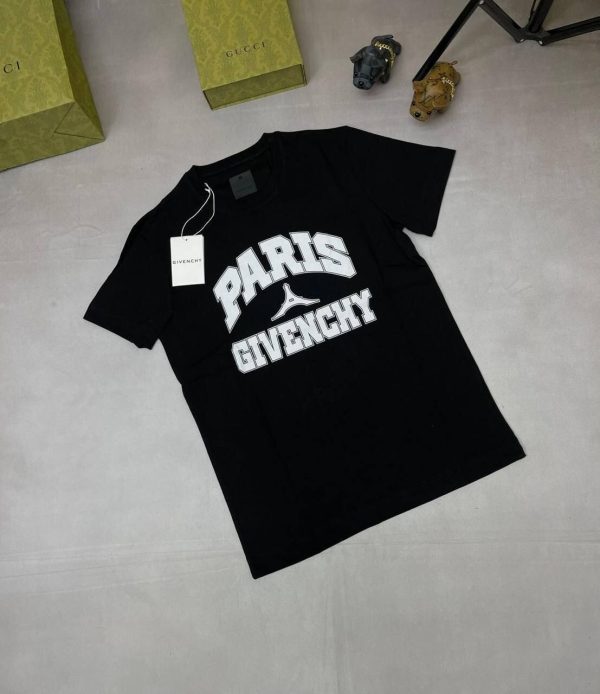 Givenchy Paris T-shirts Replica black Tshirts Givenchy Paris T-shirts Replica black Tshirts