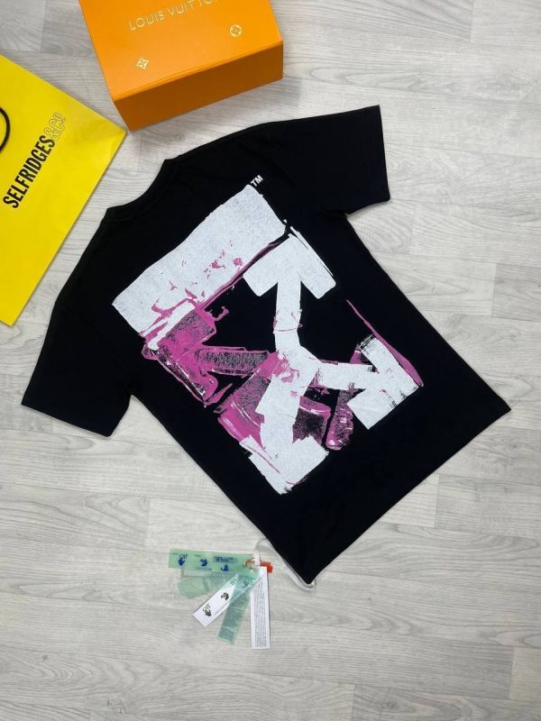Off-White Men Women Reps X Tshirts in black color Off-White Men Women Reps X Tshirts in black color