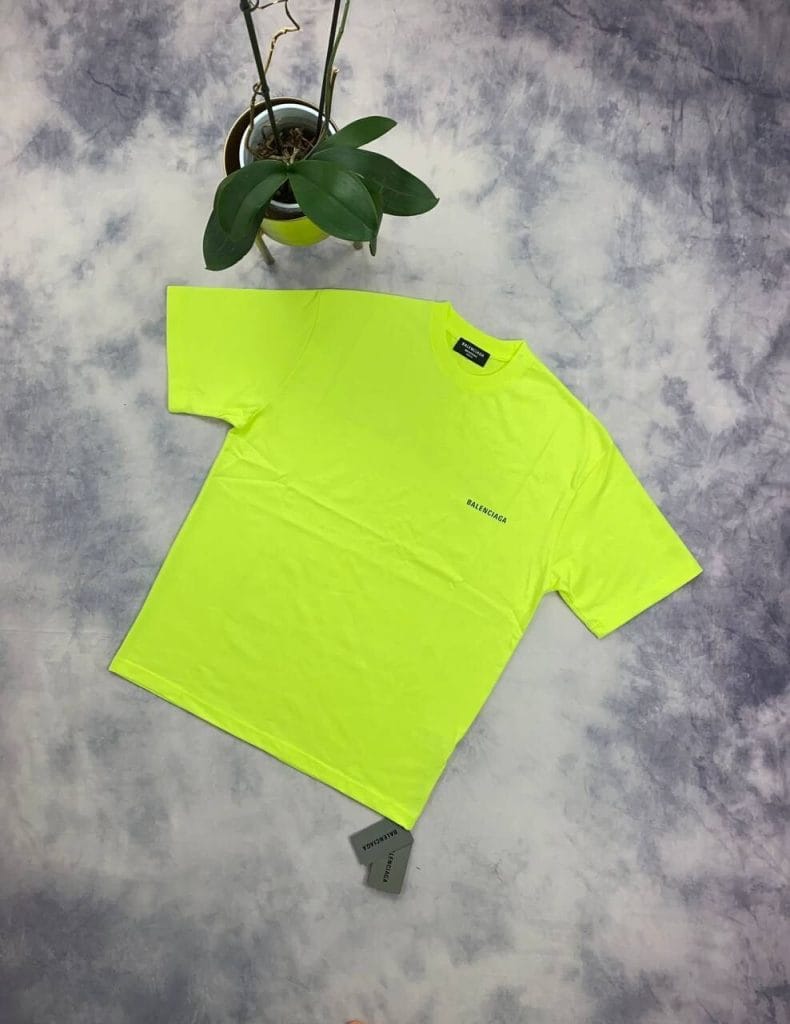 Balenciaga Tshirts Men Women Replica Tshirt Half Sleeves in neon green color