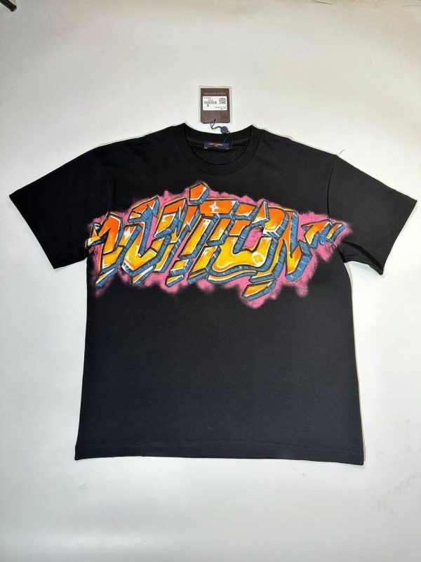 Louis Vuitton Graffiti Mens Womens T-shirt in Black Louis Vuitton Graffiti Mens Womens T-shirt in Black