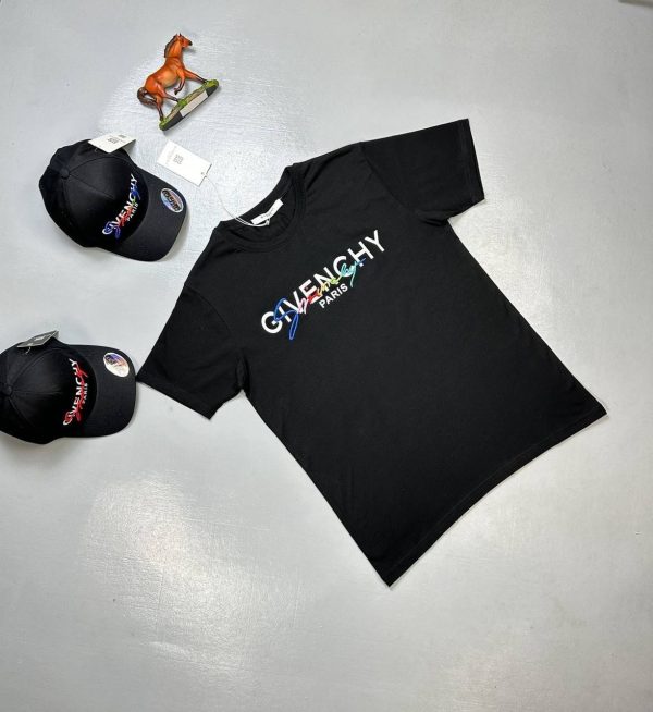 Givenchy Double Logo Signature T-shirts in black color Givenchy Double Logo Signature T-shirts in black color