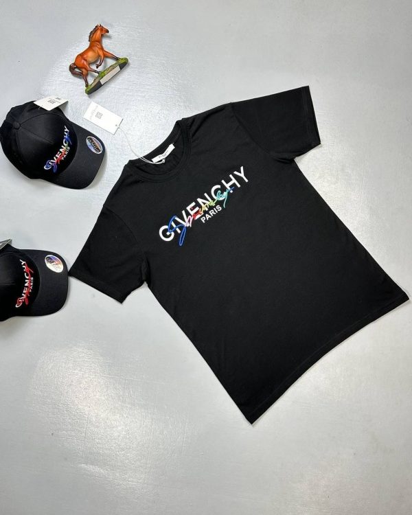 Givenchy Double Logo Signature T-shirts in black color