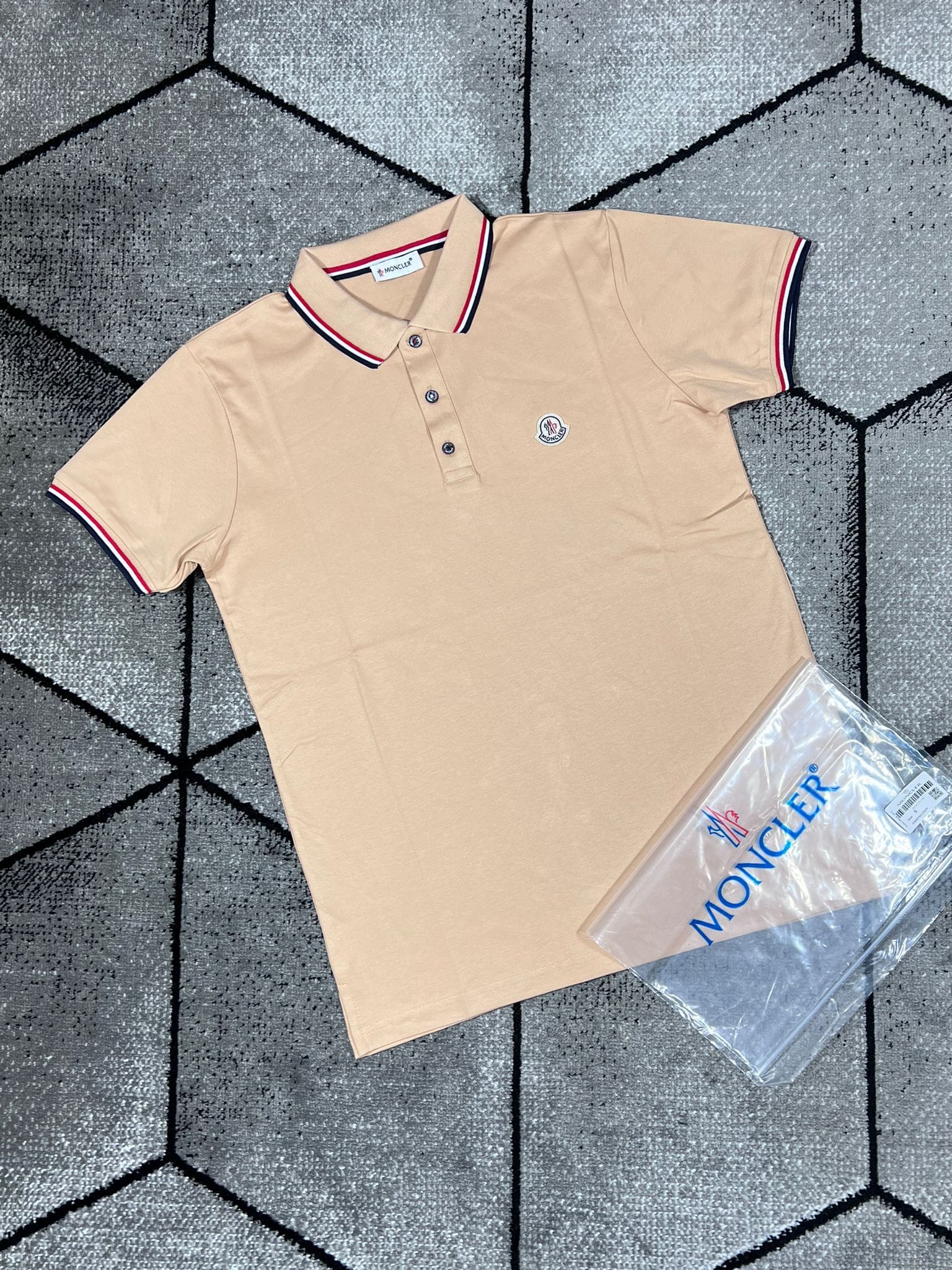 Moncler Replica Polo Shirts for Men & Women Logo Patch, Half Sleeve In Beige Colour