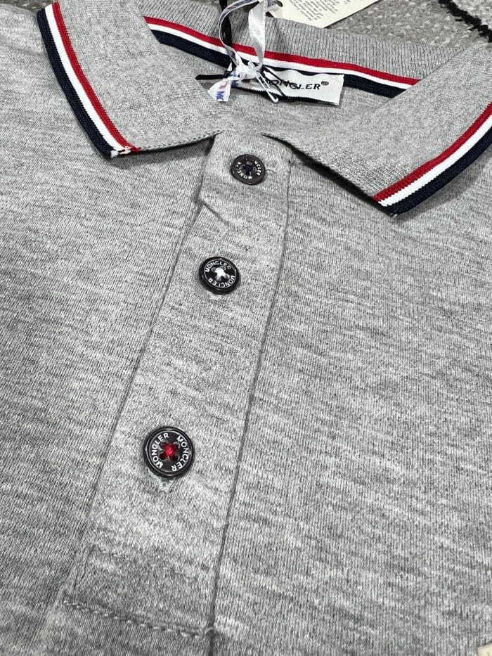 Moncler Replica Polo Shirts for Men & Women Logo Patch, Half Sleeve In Dark GreyColour