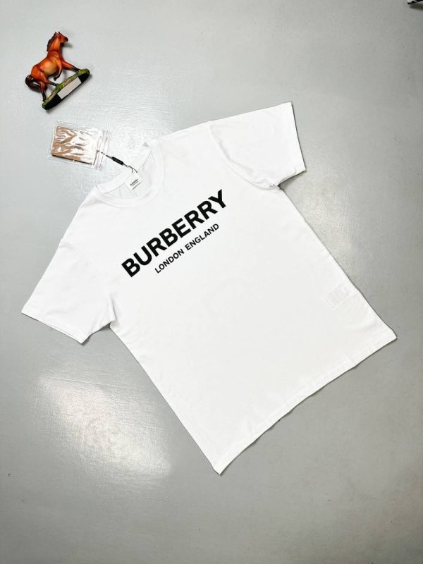 Burberry London England T-shirt in white color Burberry London England T-shirt in white color