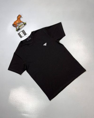 Prada Milano Logo Plain Cotton T-shirt in black color