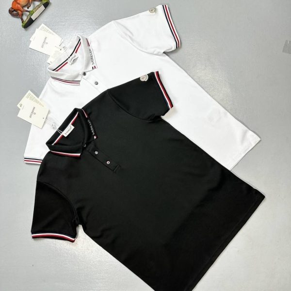 Logo Collar Stripe