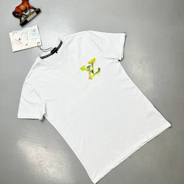 Louis Vuitton T-shirts Half Sleeves in white color