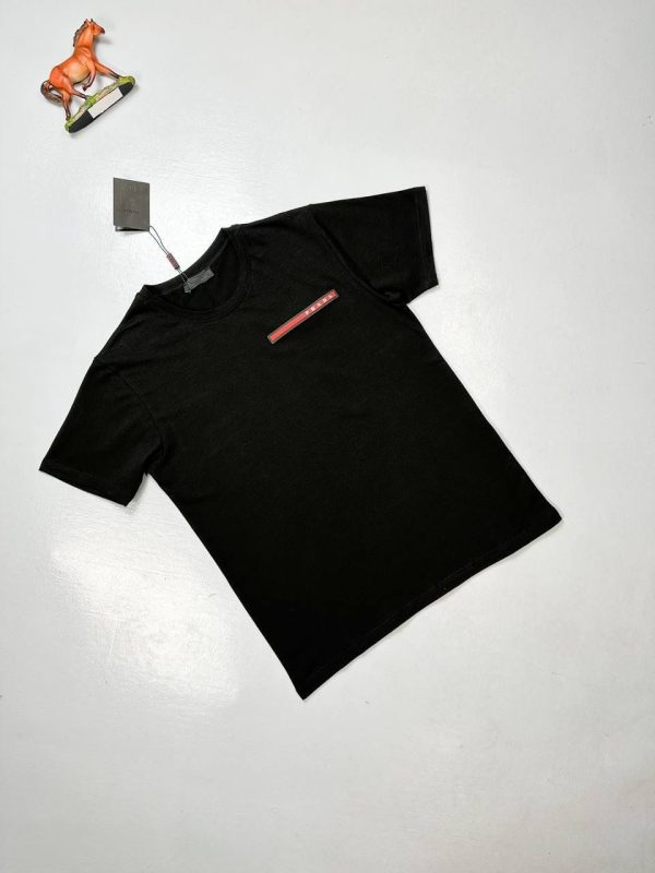 Prada Milano Crew Neck Cotton T-shirts in Black color Prada Milano Crew Neck Cotton T-shirts in Black color