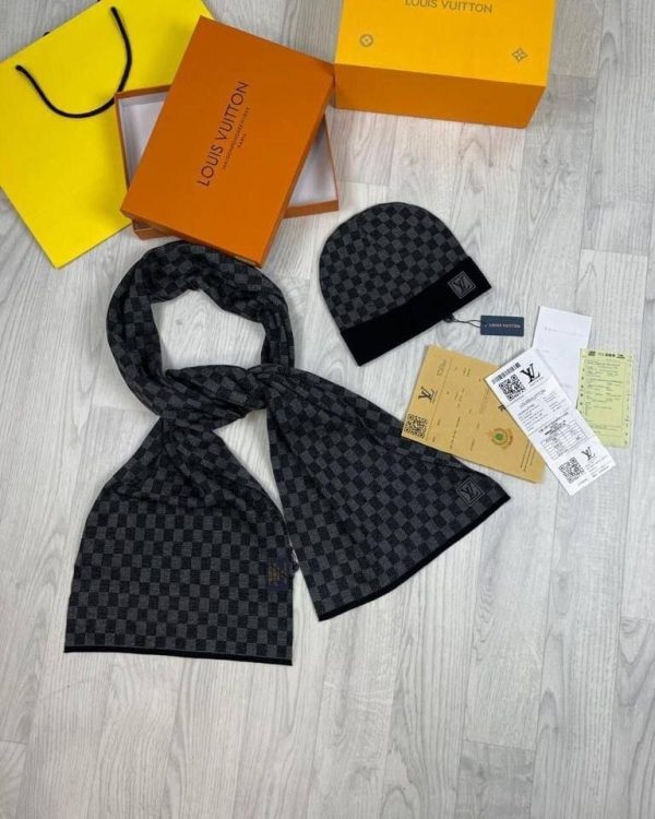 Louis Vuitton Hat and Scarf black set