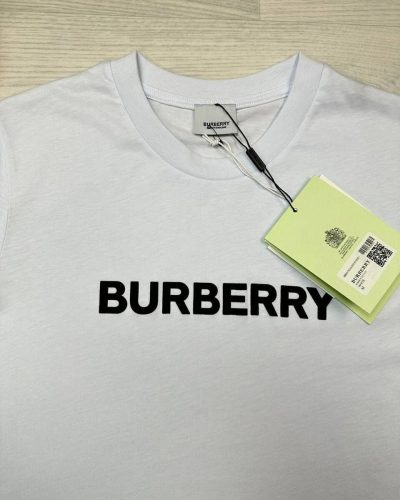 Burberry Classic T-Shirt in white color