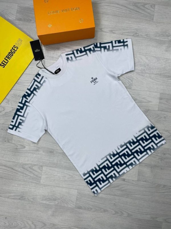 Fendi Roma Fashionably Designed T-shirts in white color Fendi Roma Fashionably Designed T-shirts in white color