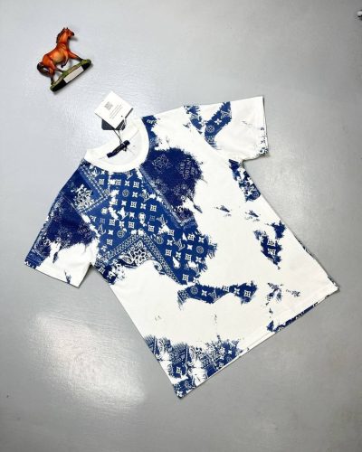 Louis Vuitton LV Monogram T-shirts in white color