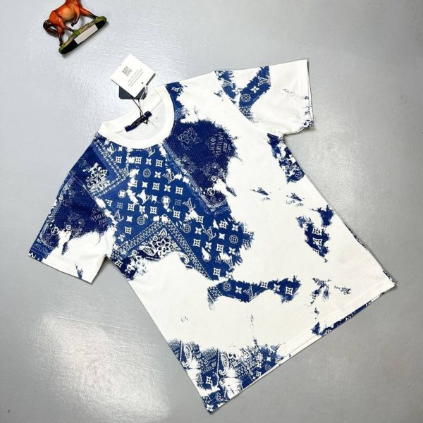 Louis Vuitton LV Monogram T-shirts in white color