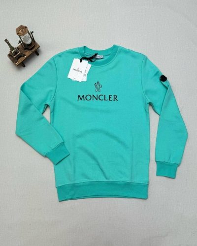 Moncler Jumpers in green Color
