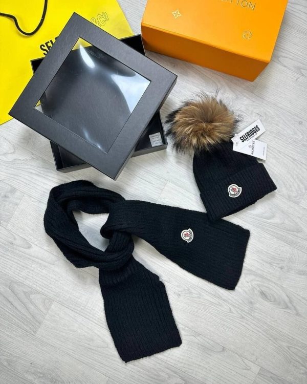 Moncler Women’s Reps Hats Scarf Set black