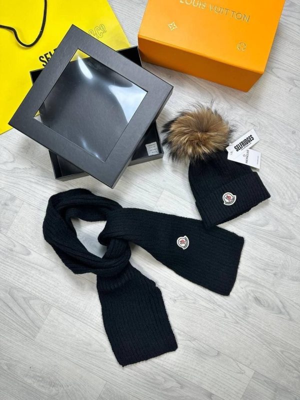 Moncler Women’s Reps Hats Scarf Set black Moncler Women’s Reps Hats Scarf Set black