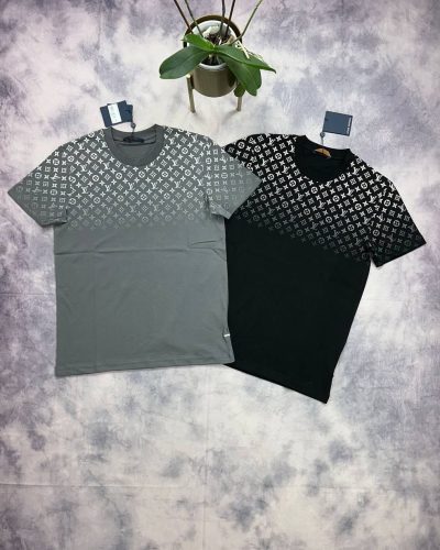 Gradient T-shirts