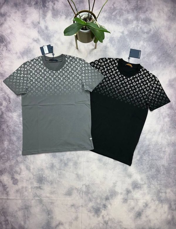 Gradient T-shirts