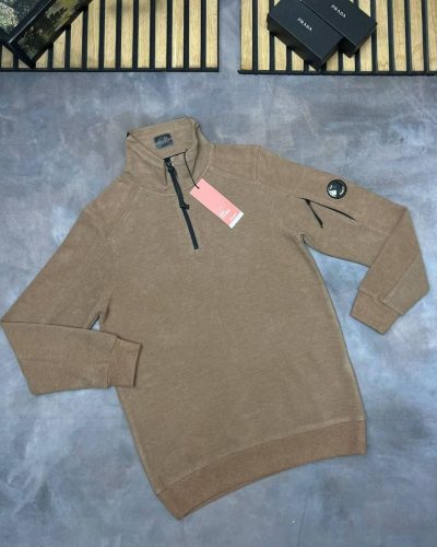 CP Company Jumpers in brown Color