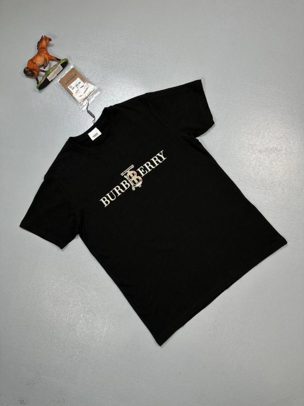 Burberry Men Luxury Superfit Replica Shorts Round Neck Set Vertical Logo Tshirt in black color Burberry Men Luxury Superfit Replica Shorts Round Neck Set Vertical Logo Tshirt in black color