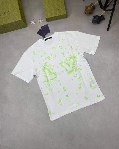 Louis Vuitton Mens Womens T-shirt in white color