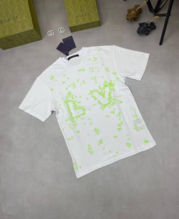 Louis Vuitton Mens Womens T-shirt in white color Louis Vuitton Mens Womens T-shirt in white color
