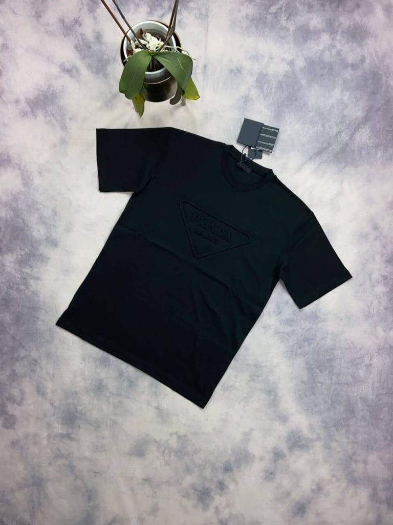 Prada Milano Large Logo T-shirt in Black color