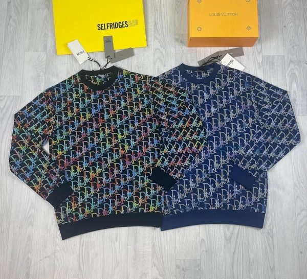 Embroidery Logo Jumpers in black and navy blue color