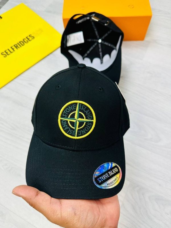 Stone Island Logo Printed Cap with golden logo Stone Island Logo Printed Cap with golden logo