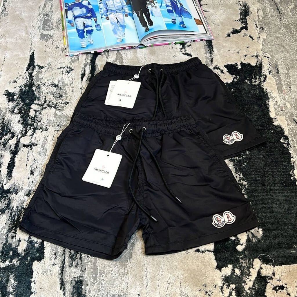 Moncler Men Shorts in cotton fabric in black color