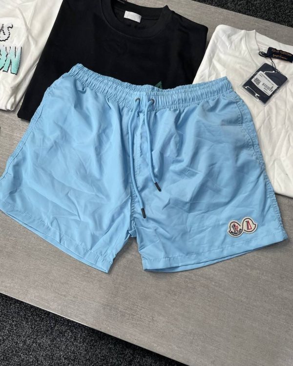 Moncler Men Shorts in cotton fabric in blue color
