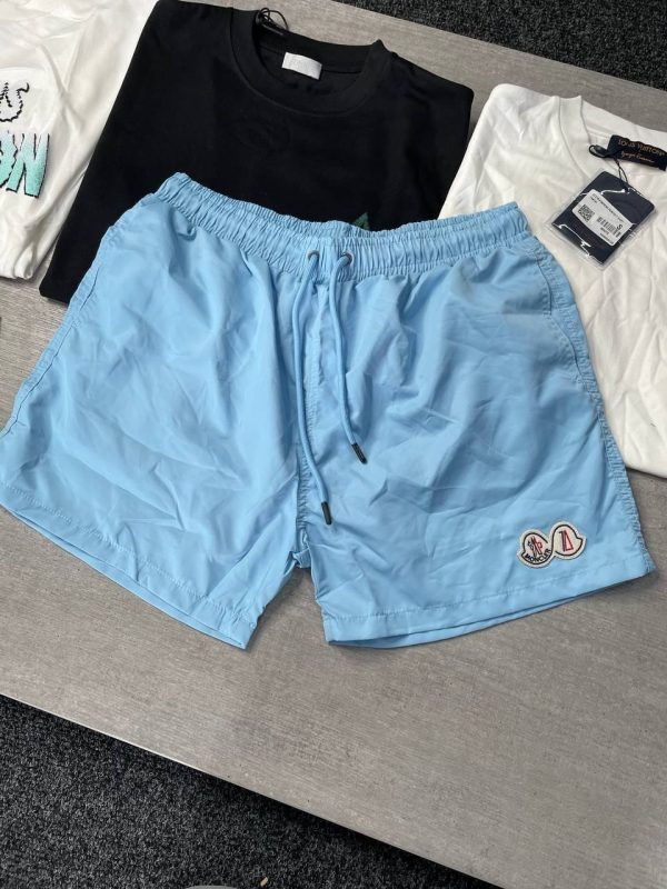 Moncler Men Shorts in cotton fabric in blue color Moncler Men Shorts in cotton fabric in blue color