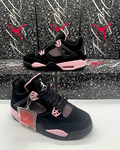 Nike Jordan 4 Women Trainers Pink Thunder Black