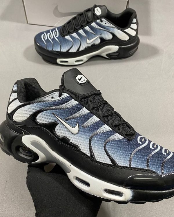 Nike Air Max TN Sneakers in black with blue fade color