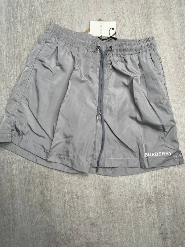 Burberry Replica Men’s Plain grey Short Burberry Replica Men’s Plain grey Short
