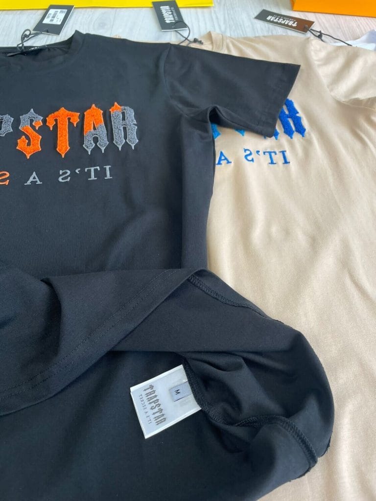 Trapstar it's a secret T-shirts in Grey and Off White color