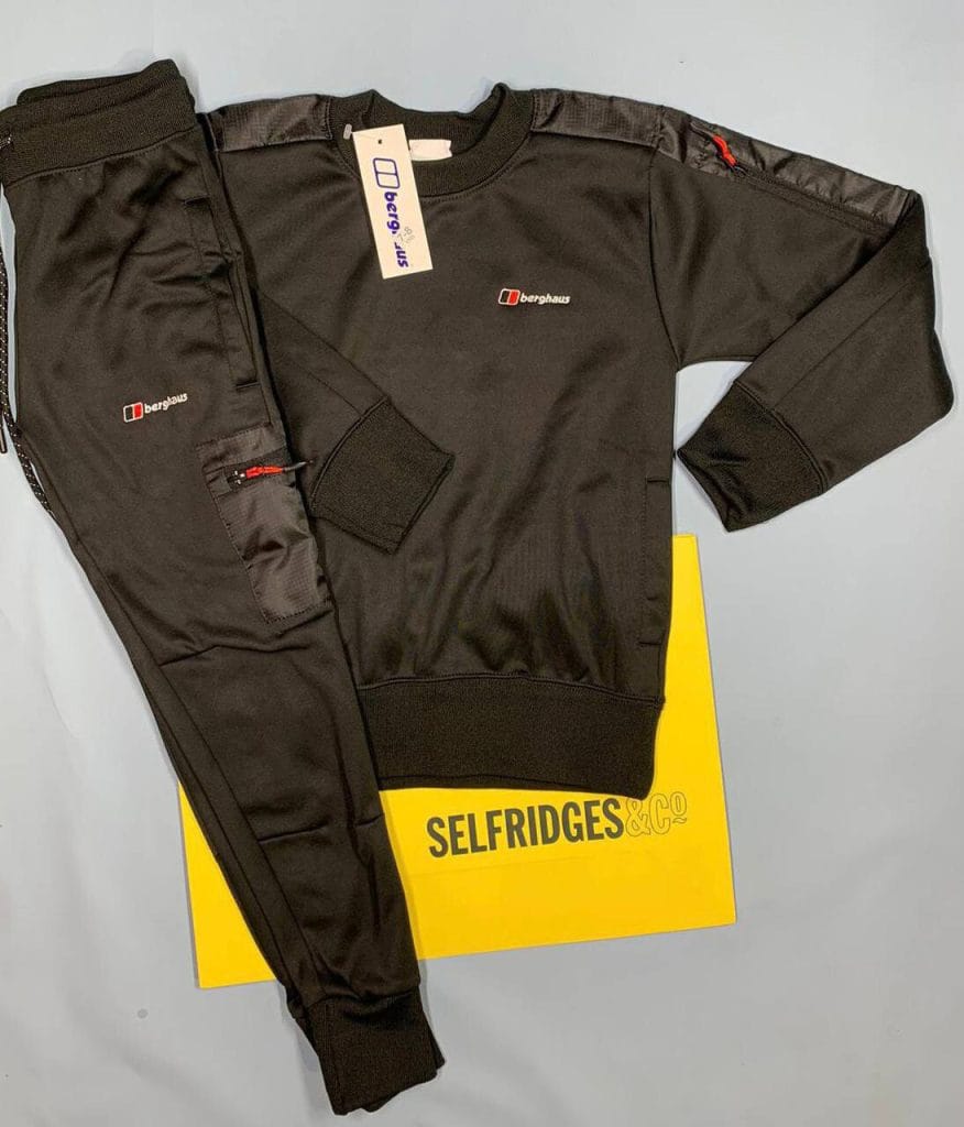 Berghaus Kids Tracksuit in black color